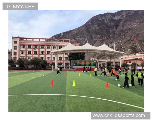 青少年足球发展新趋势与训练方法探讨助力未来足球人才培养